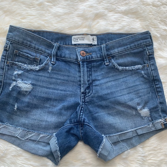 Abercrombie&Fitch low Rise Shorts size 4 / W27 - Picture 2 of 7